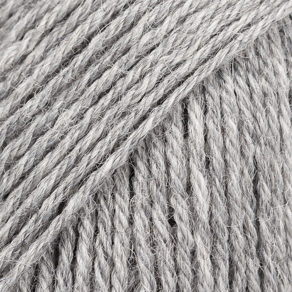 DROPS NORD  Yarn DZIJA krāsa NORD  04 light grey dziju veikals dzijas.com