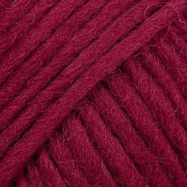 DROPS SNOW  Yarn DZIJA krāsa SNOW   121 ruby red dziju veikals dzijas.com