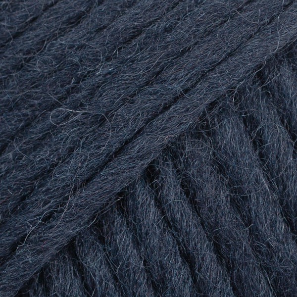 DROPS SNOW  Yarn DZIJA krāsa SNOW   122 dark navy dziju veikals dzijas.com