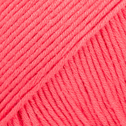 DROPS SAFRAN  Yarn DZIJA krāsa SAFRAN   13 raspberry dziju veikals dzijas.com