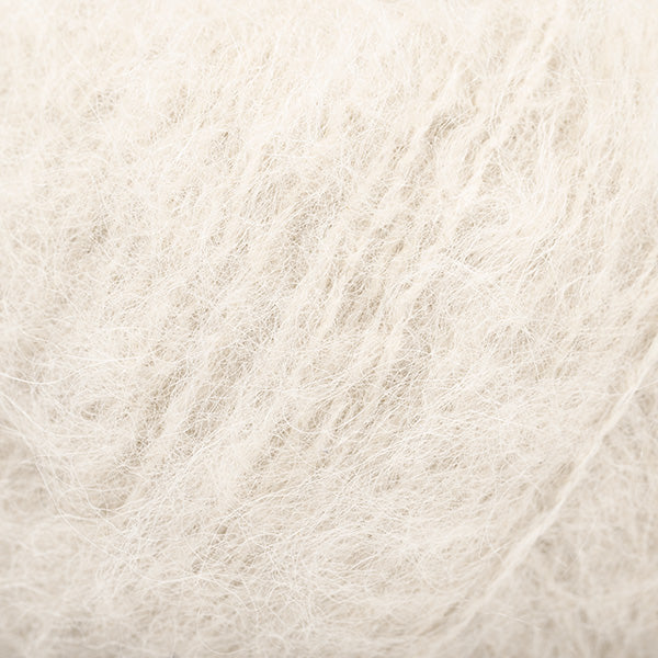 DROPS MELODY  Yarn DZIJA krāsa MELODY   24 marzipan dziju veikals dzijas.com