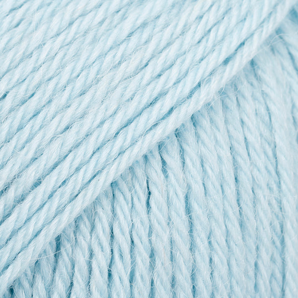 DROPS NORD  Yarn DZIJA krāsa NORD   26 ice blue dziju veikals dzijas.com